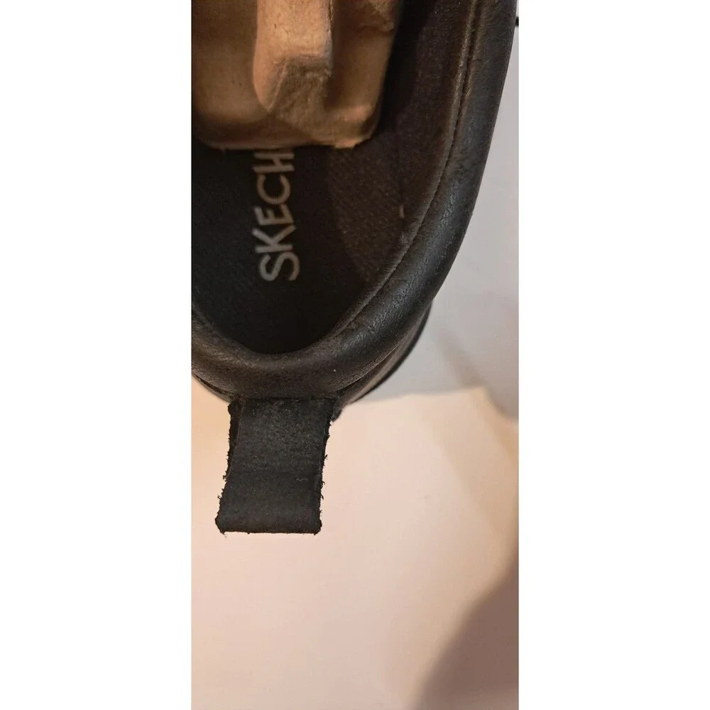Skechers tom cats